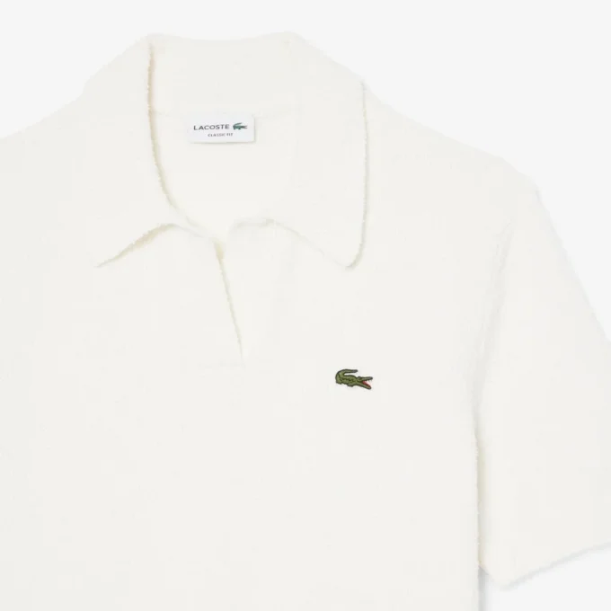 Polo em malha bouclé com corte clássico