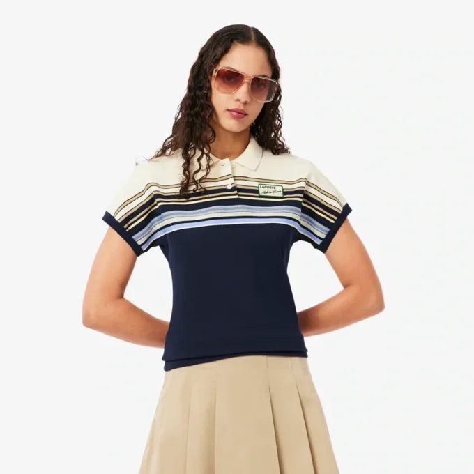 Polo feminino com riscas, corte justo, fabricado em França