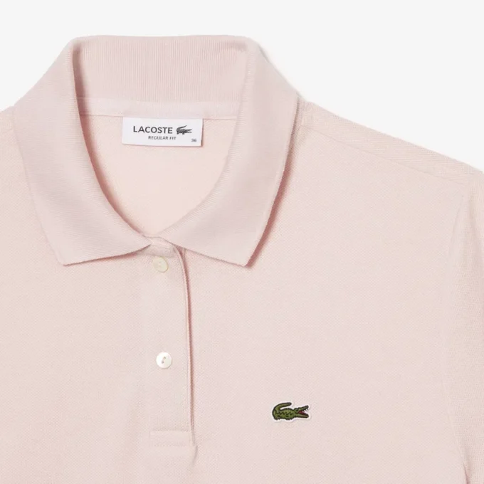 Polo feminino de corte regular em tecido Petit Piqué