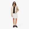 Polo feminino de malha piqué com corte descontraído