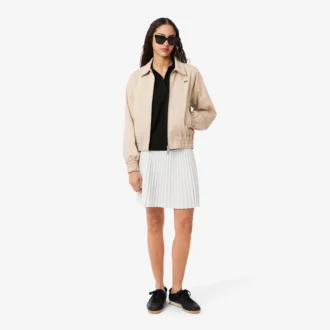 Polo feminino de malha piqué com corte descontraído