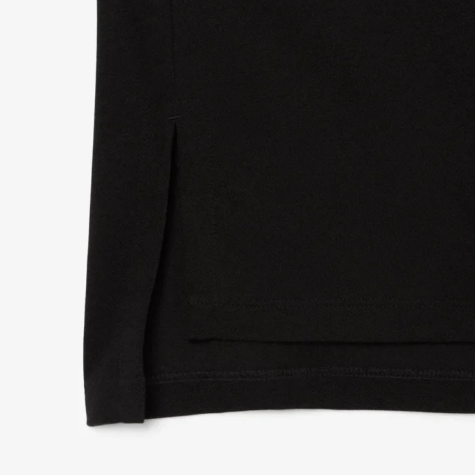 Polo feminino de malha piqué com corte descontraído