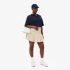 Polo feminino de malha piqué com corte descontraído