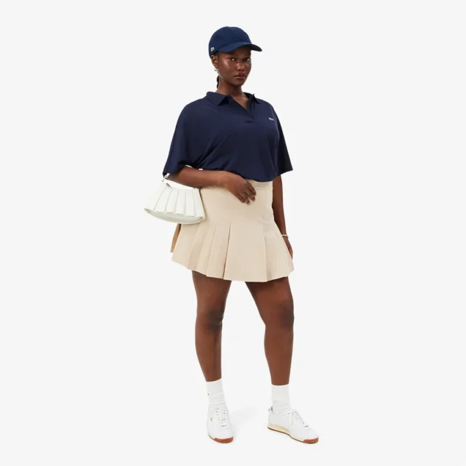 Polo feminino de malha piqué com corte descontraído