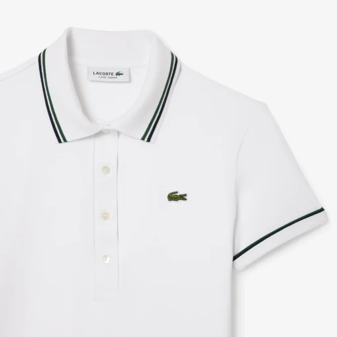 Polo feminino L.12.D de corte justo com detalhes de acabamento