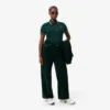Polo feminino L.12.D de corte justo com detalhes de acabamento