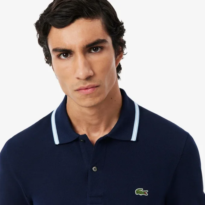Polo L.12.12 com detalhes decorativos, corte regular, para homem