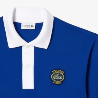 Polo L.12.12 com emblema, corte clássico para homem