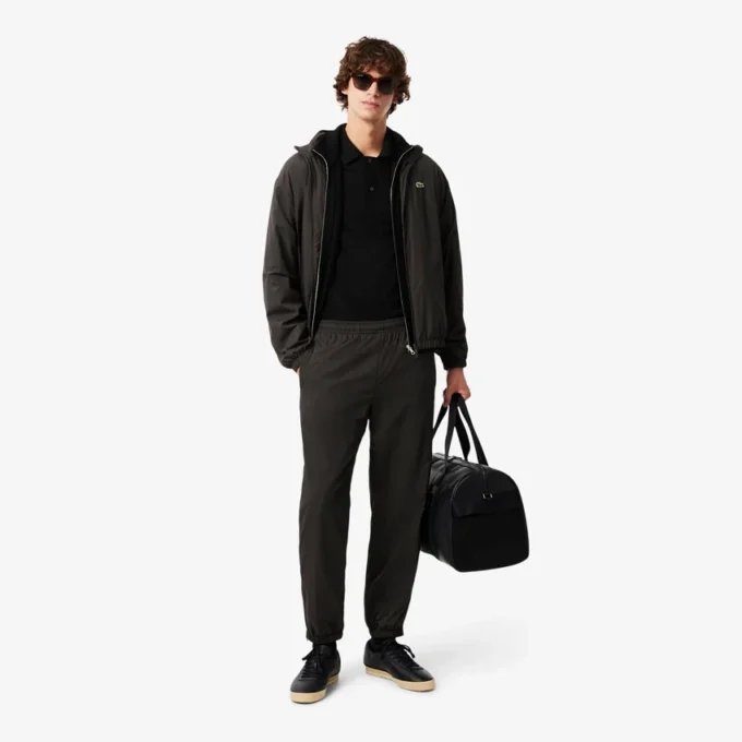 Polo masculino Paris Classic Fit com gola aberta e bordado