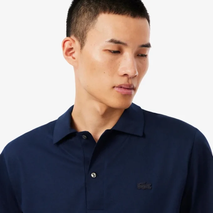 Polo masculino Paris Classic Fit com gola aberta e bordado