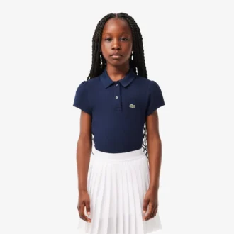 Polo Mini Piqua com gola recortada para criança