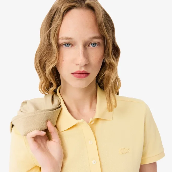 Polo Mini Piqua Elástico de Corte Justo L.12.12 para Mulher