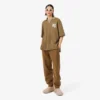 Polo oversized em cetim com detalhe de emblema da passerelle