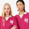 Polo oversized em cetim com detalhe de emblema da passerelle