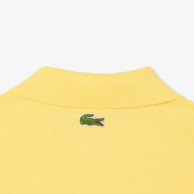 Polo Petit Piqué com Estampa e Corte Clássico