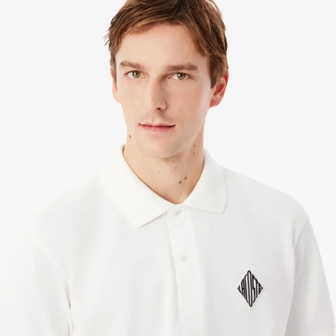 Polo Piqué com Emblema e Corte Clássico