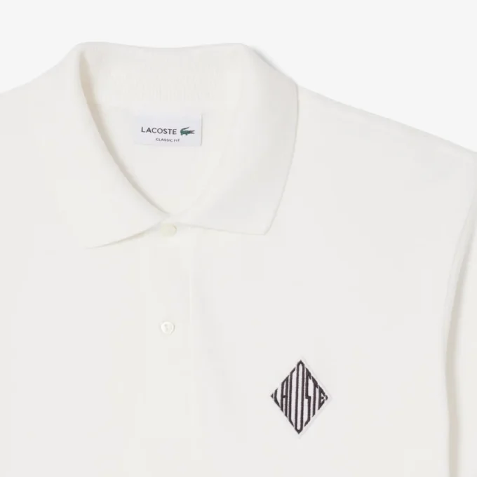 Polo Piqué com Emblema e Corte Clássico