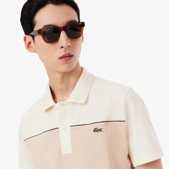 Polo Piqua com blocos de cor e corte regular