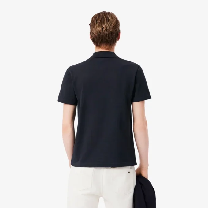 Polo Piqua com blocos de cor e corte regular