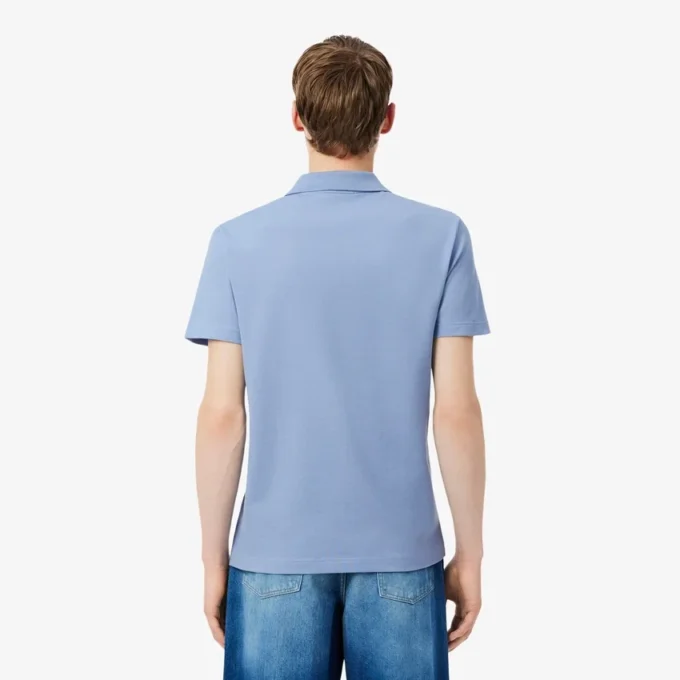 Polo Piqua com blocos de cor e corte regular