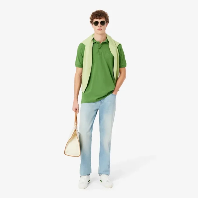 Polos Petit Piqua com corte clássico e detalhes bordados