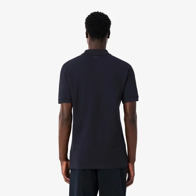 Polos Petit Piqua com corte clássico e detalhes bordados