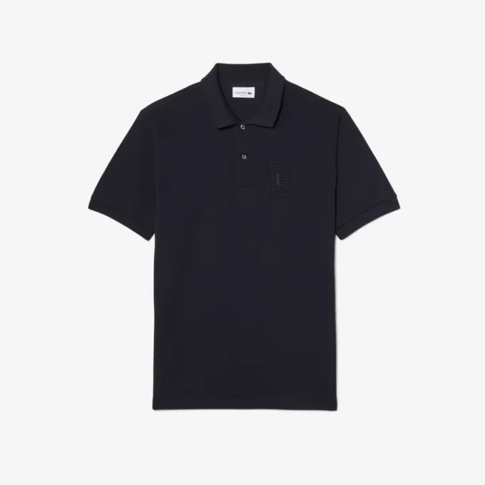 Polos Petit Piqua com corte clássico e detalhes bordados