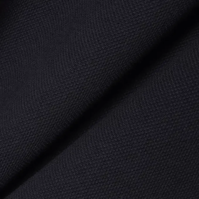 Polos Petit Piqua com corte clássico e detalhes bordados