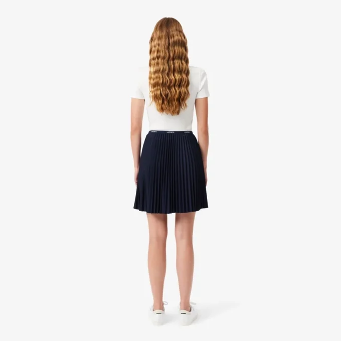 Saia plissada curta para mulher