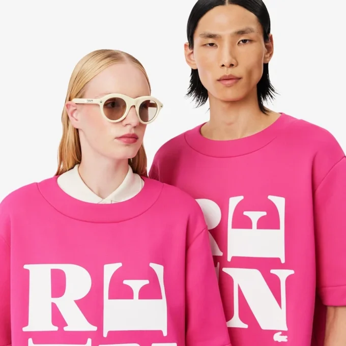 T-shirt com grafismo em cetim Runway