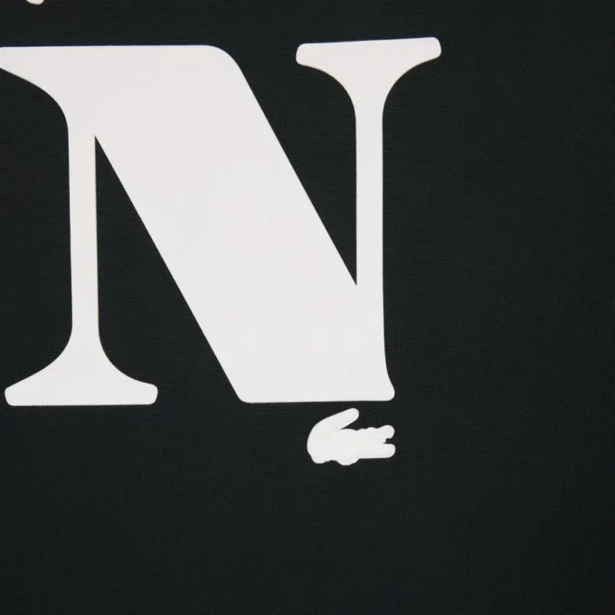 T-shirt com grafismo em cetim Runway