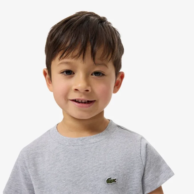 T-shirt de algodão para criança