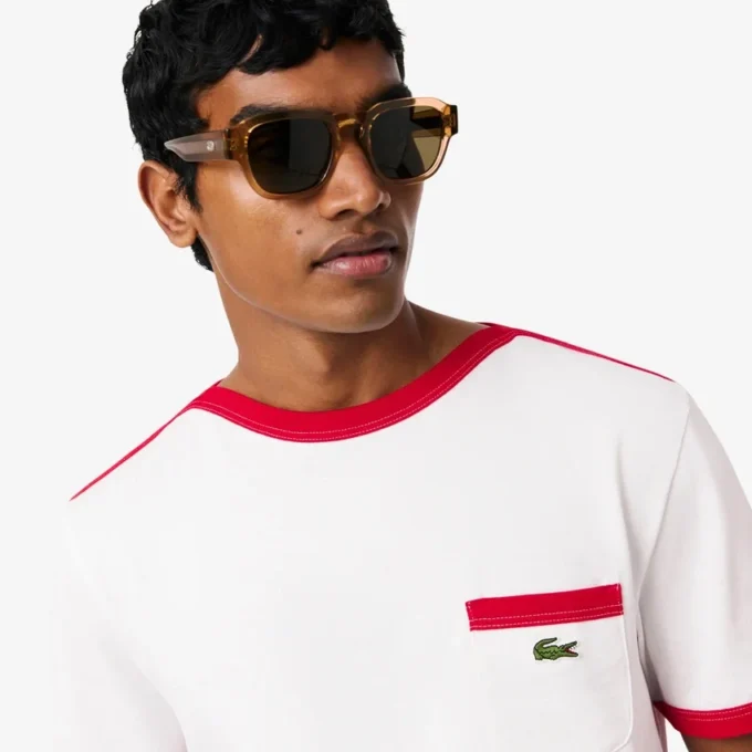 T-shirt de algodão pesado com detalhe de bolso