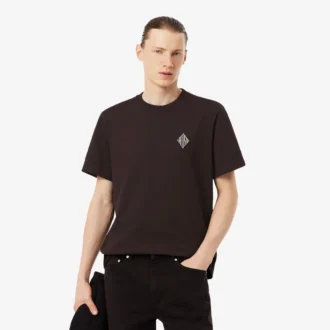 T-shirt de corte clássico com emblema em destaque