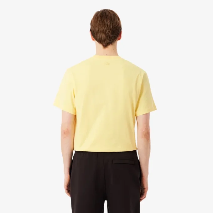T-shirt de corte clássico com emblema em destaque