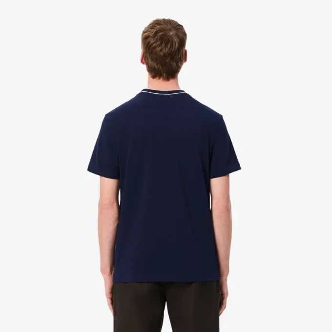 T-shirt masculina com gola às riscas em piqué elástico