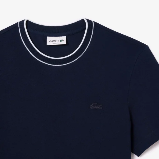 T-shirt masculina com gola às riscas em piqué elástico