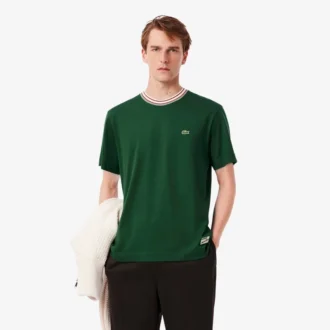 T-shirt masculina com gola às riscas, fabricada em França