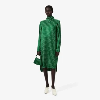 Vestido com gola tipo lenço em cetim estampado Runway