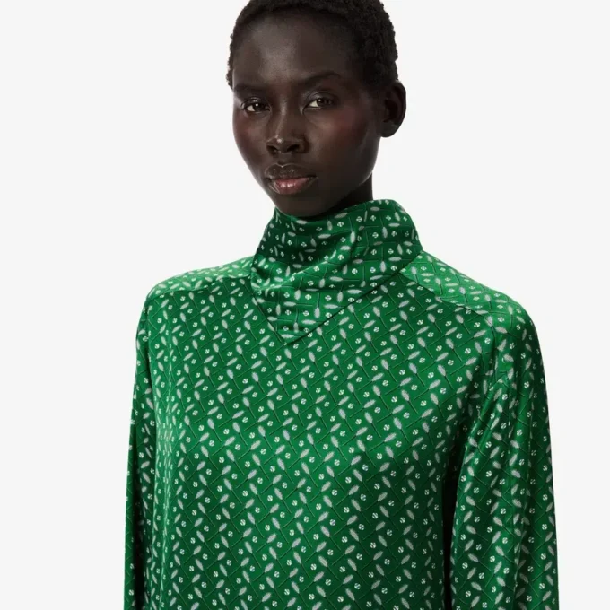 Vestido com gola tipo lenço em cetim estampado Runway