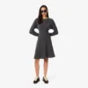 Vestido curto de lã sem costuras para mulher