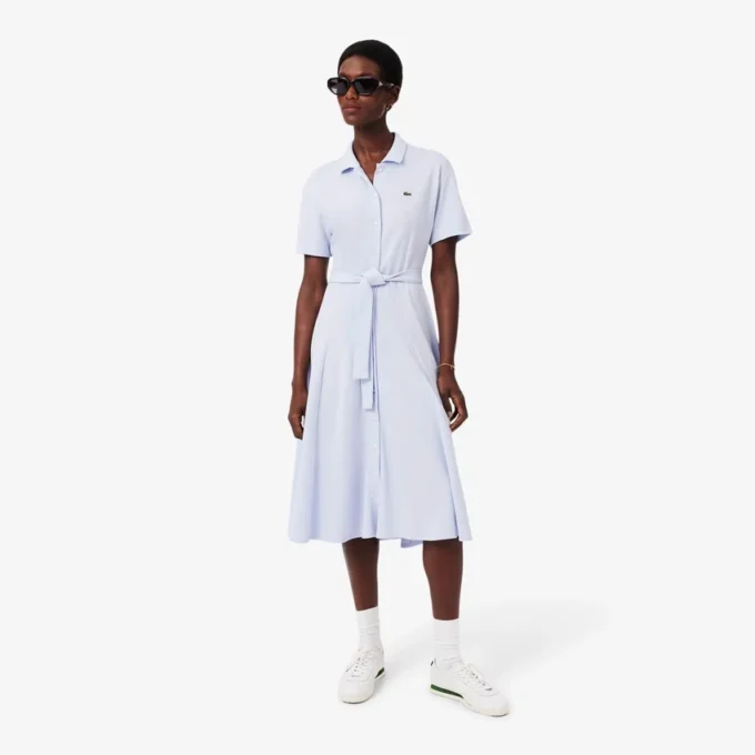 Vestido polo mini-piqué com corte evasê para mulher