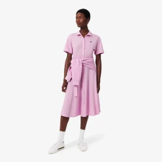 Vestido polo mini-piqué com corte evasê para mulher