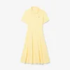 Vestido polo mini-piqué com corte evasê para mulher