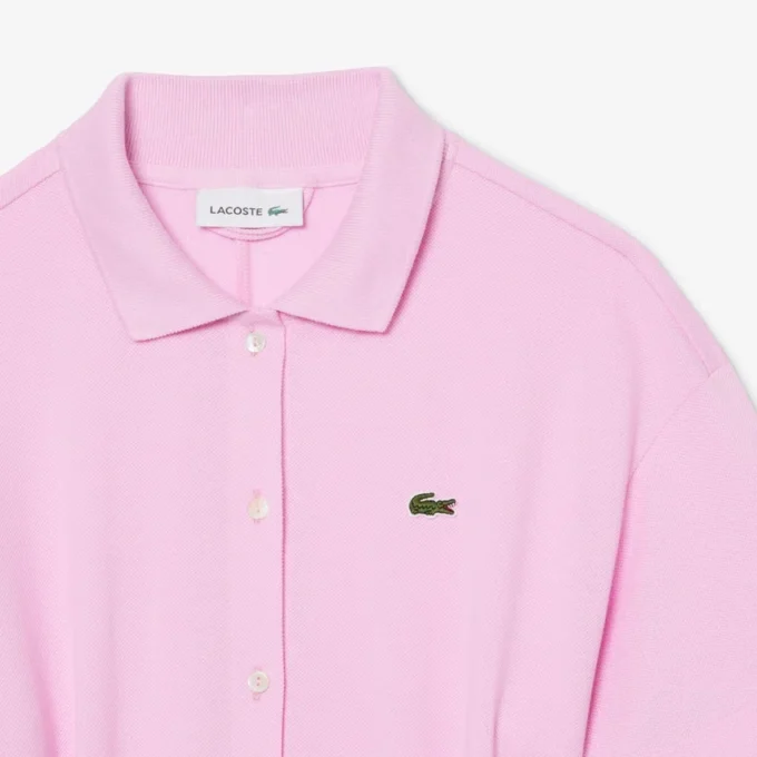 Vestido polo mini-piqué com corte evasê para mulher