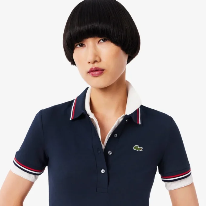 Vestido skater com gola de polo elástica para mulher