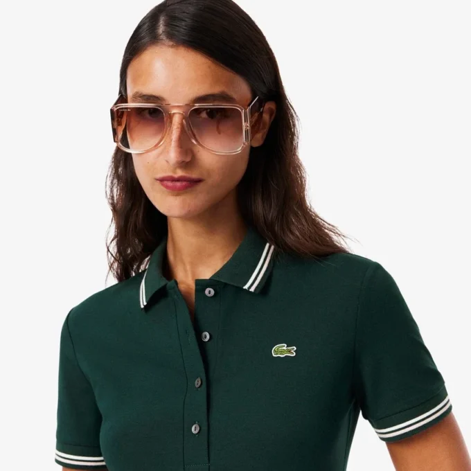Vestido skater com gola de polo elástica para mulher