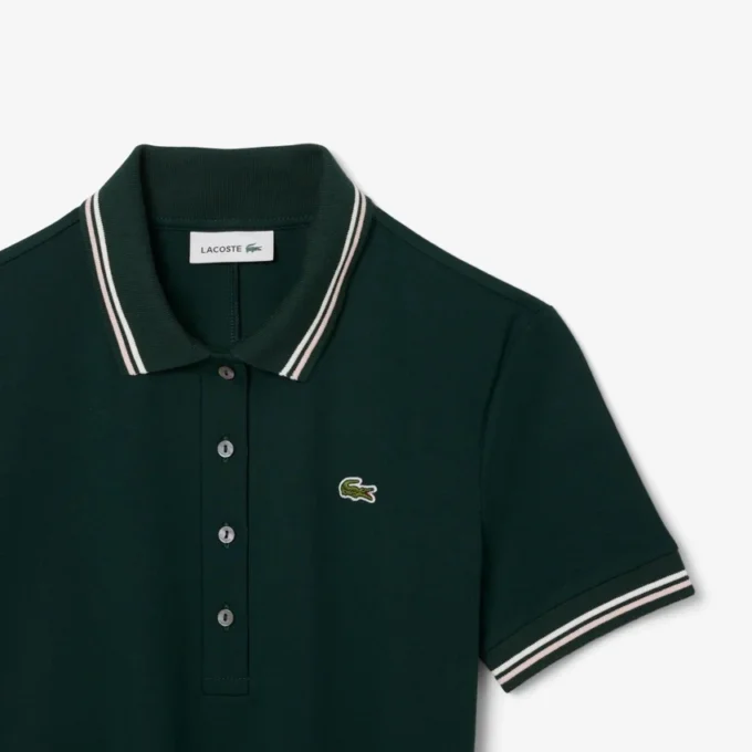 Vestido skater com gola de polo elástica para mulher